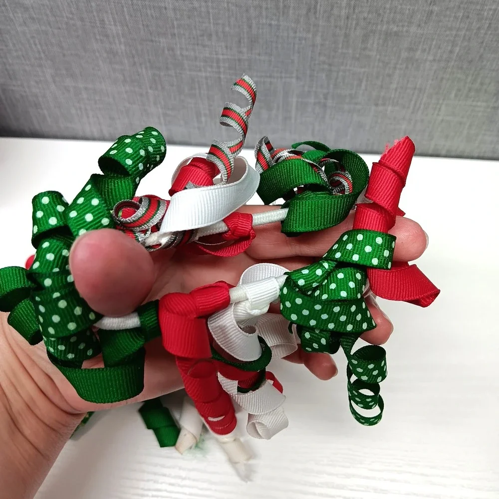 Y2K Christmas Hair Accessories Corker Hair Ties‎ Snap Clips 4 Piece Lot